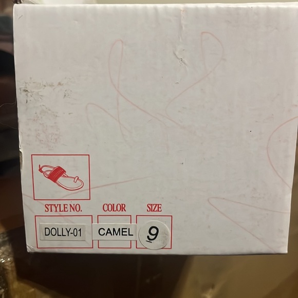 Nature Breeze Aztec Toe Strap Sandals Tan Size 9 - Picture 2 of 5